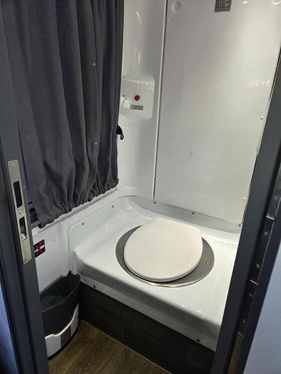 Used 2019 VAN HOOL CX45