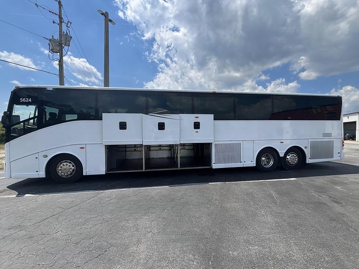 Used 2011 Van Hool CX 45