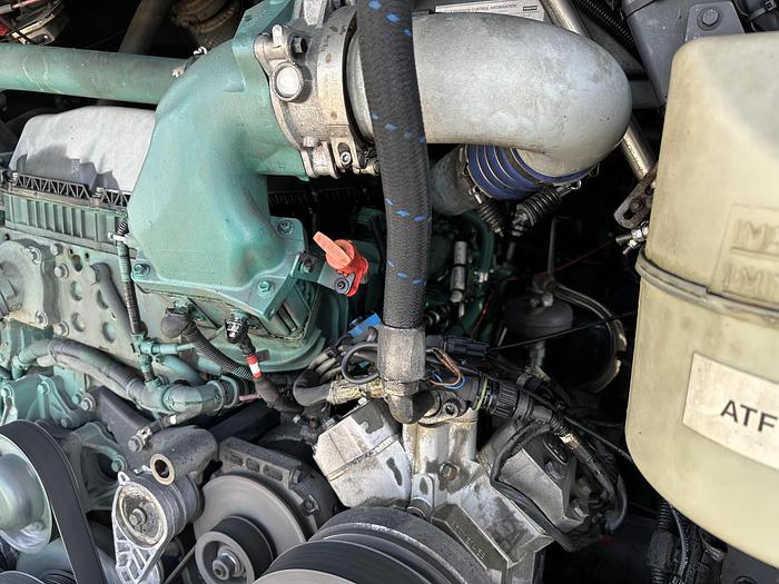 Used 2018 VOLVO 9700