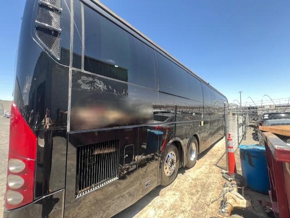 Used 2018 VOLVO 9700 ADA