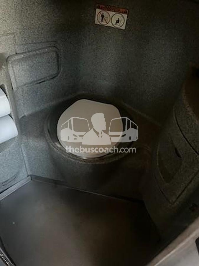 Used 2016 MCI J4500
