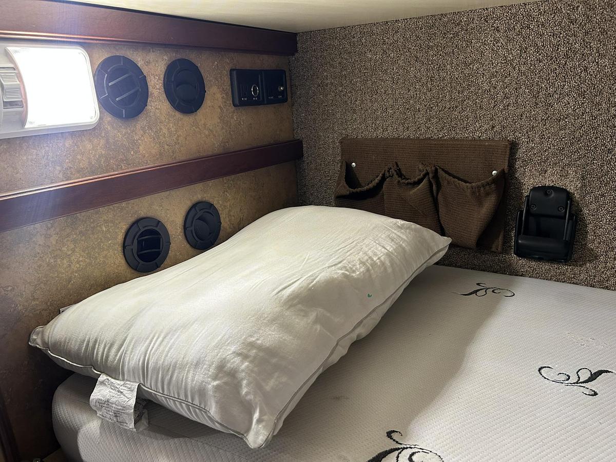 Used 2008 PREVOST XLII