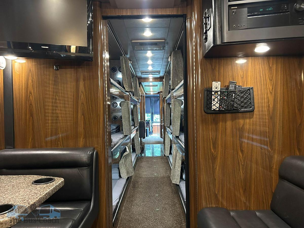 Used 2008 PREVOST XLII