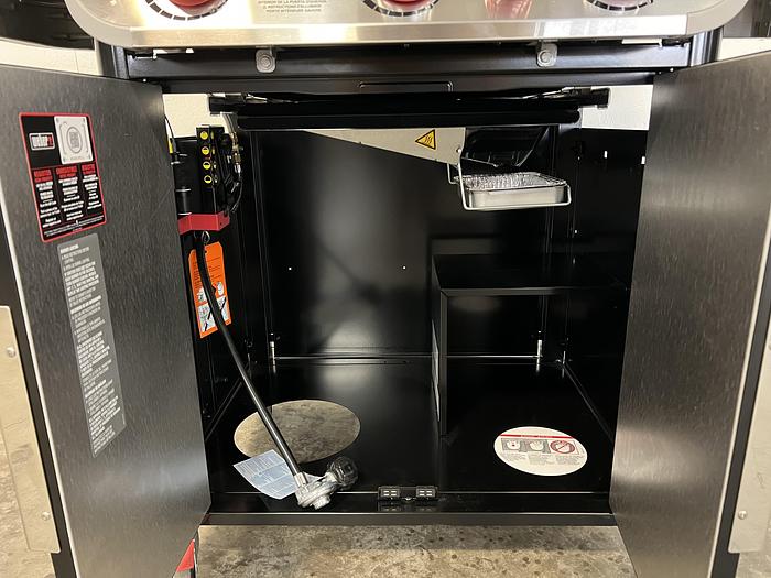 Used Weber GENESIS E-325S Liquid Propane Gas Grill