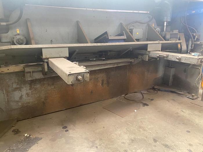 Used 2001 Haco HSLX 3013 Guillotine Shears