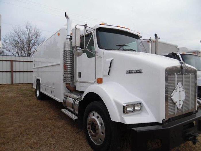 Used 2000 Kenworth T800 Wireline