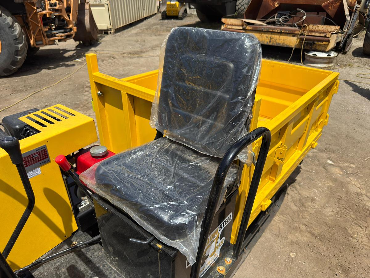 CDWS25 CRAWLER DUMPER WITH SEAT