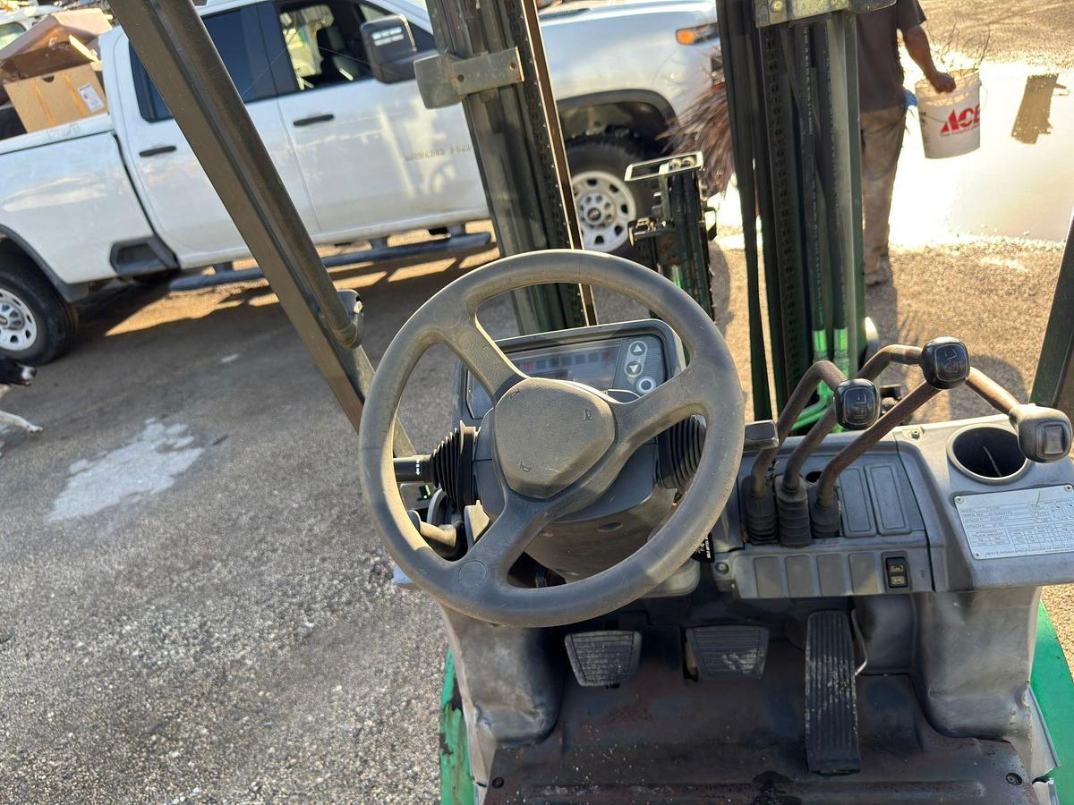 Used 2012 MITSUBISHI FG18N