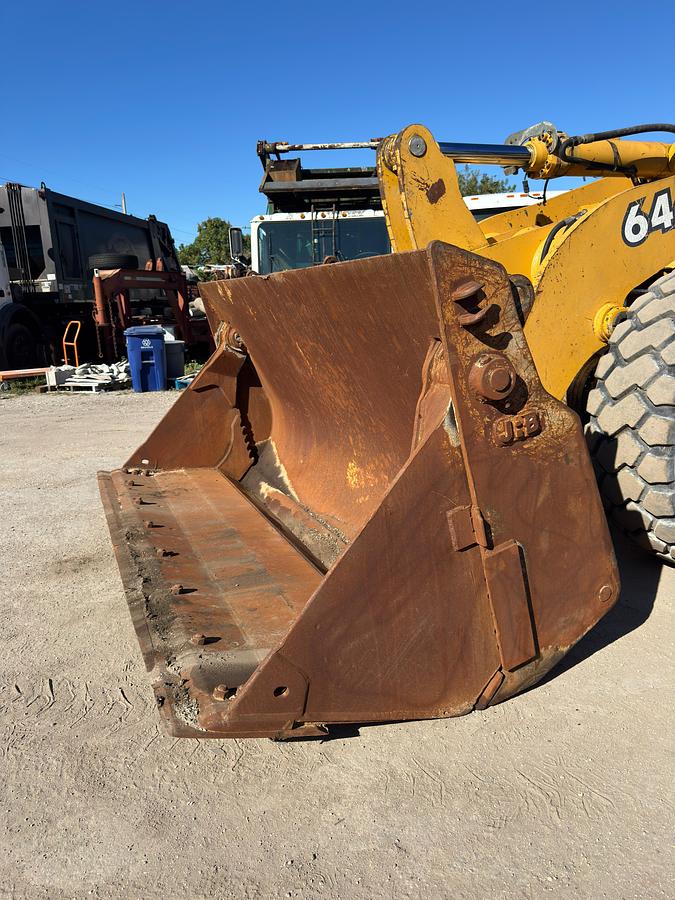 Used 2003 DEERE 644H