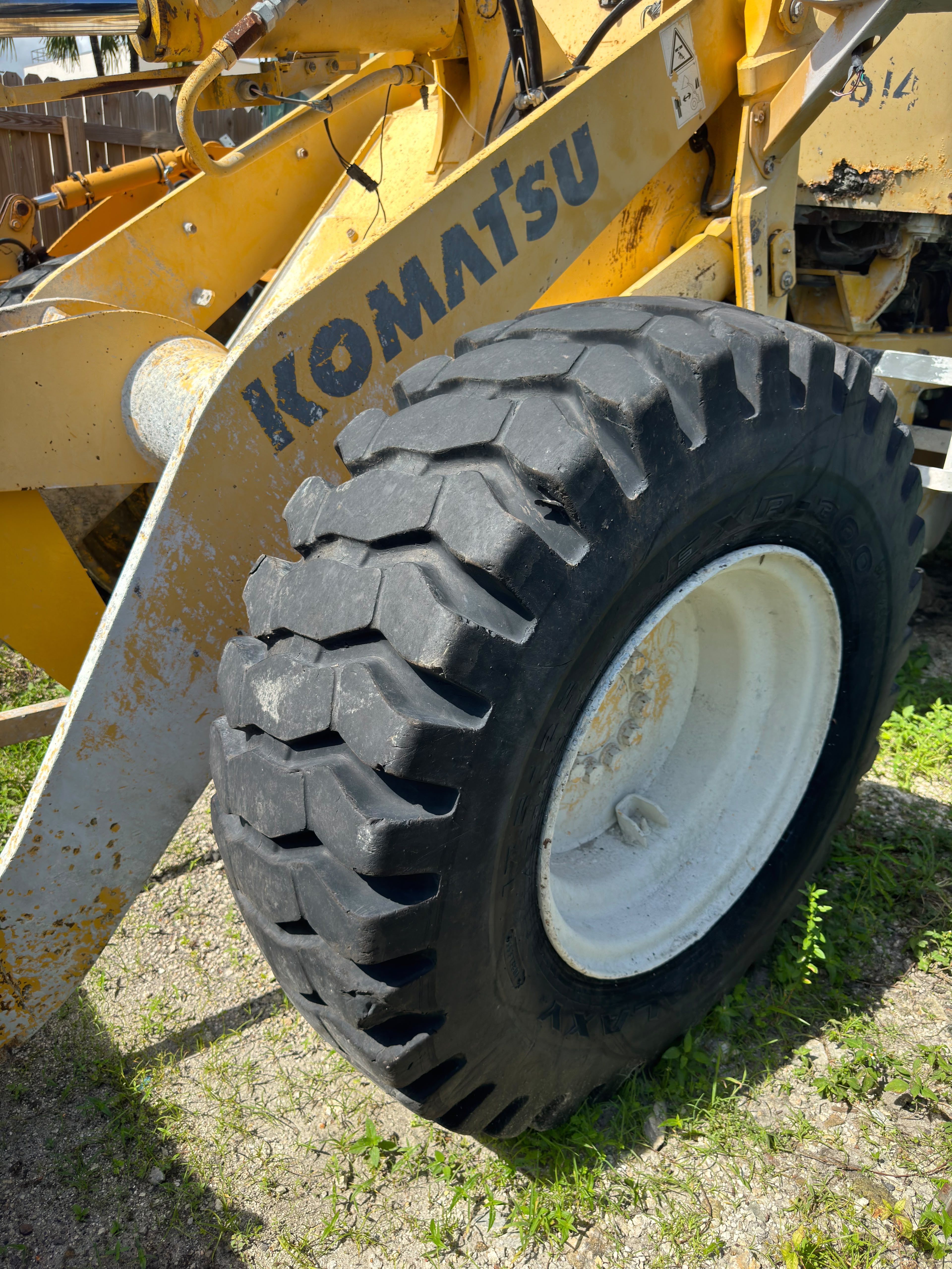 Used 2004 KOMATSU WA180 3MC LOADER