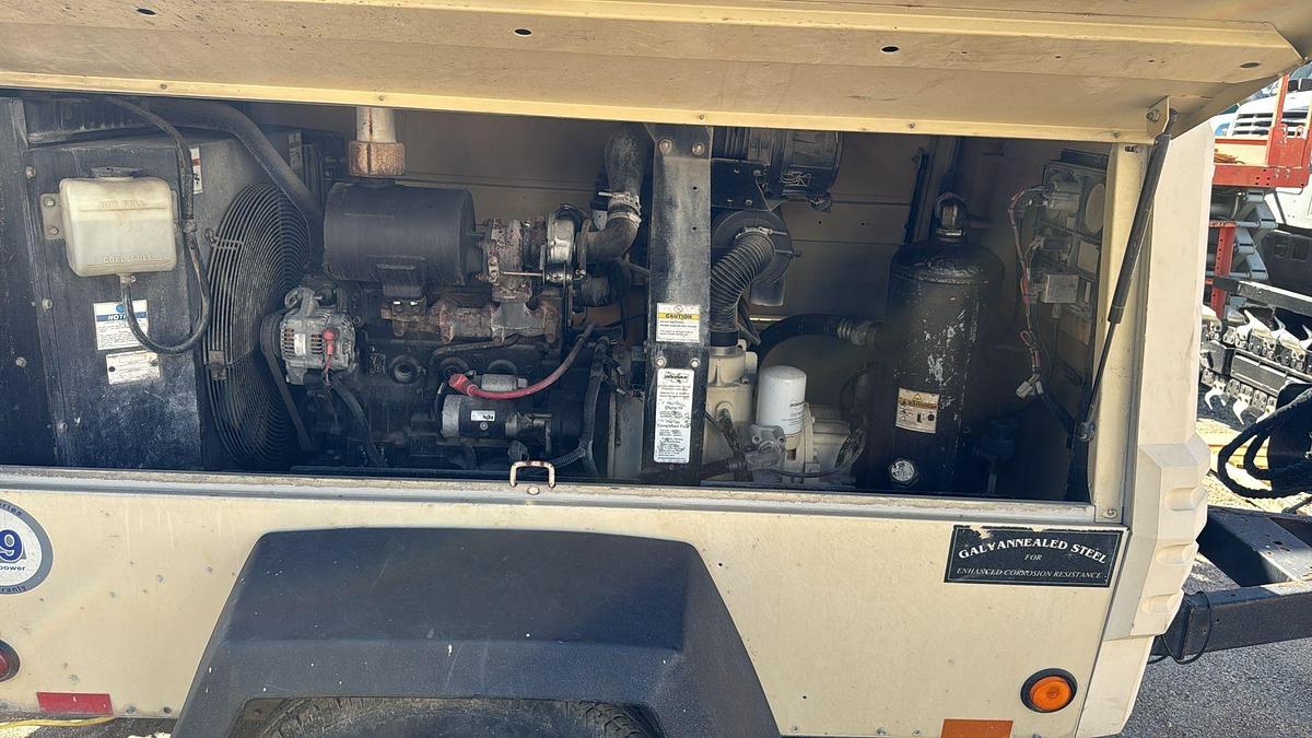 Used 2014 DOOSAN 185 CFM