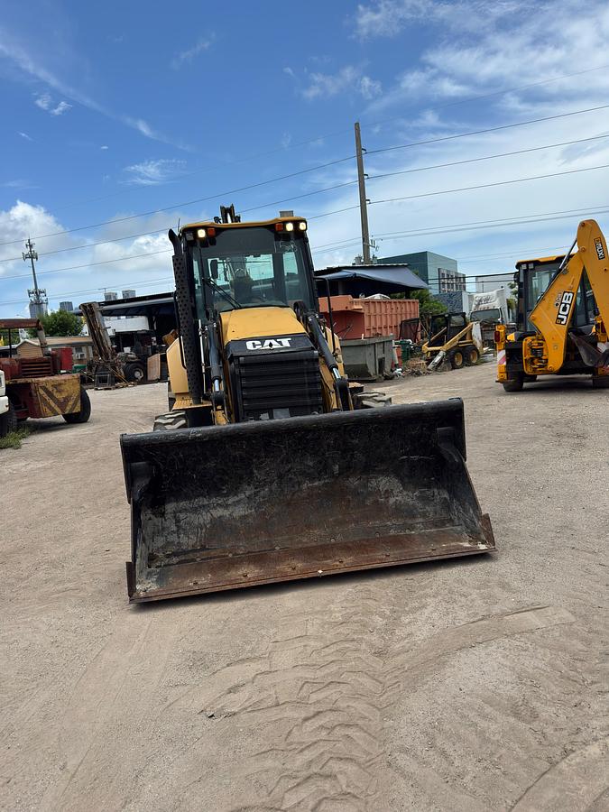 Used 2016 CATERPILLAR 420F-IT