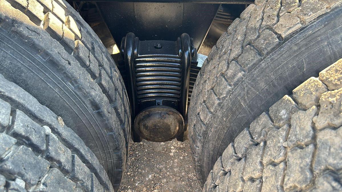 Used 1998 MACK RD688S