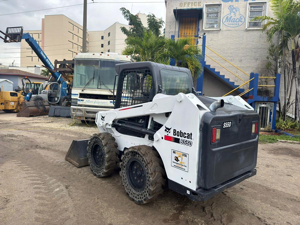 Used 2018 BOBCAT S550