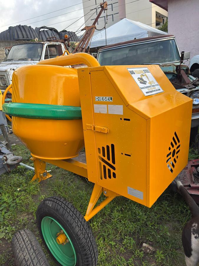 STEEL DIESEL 10HP CONCRETE MIXER