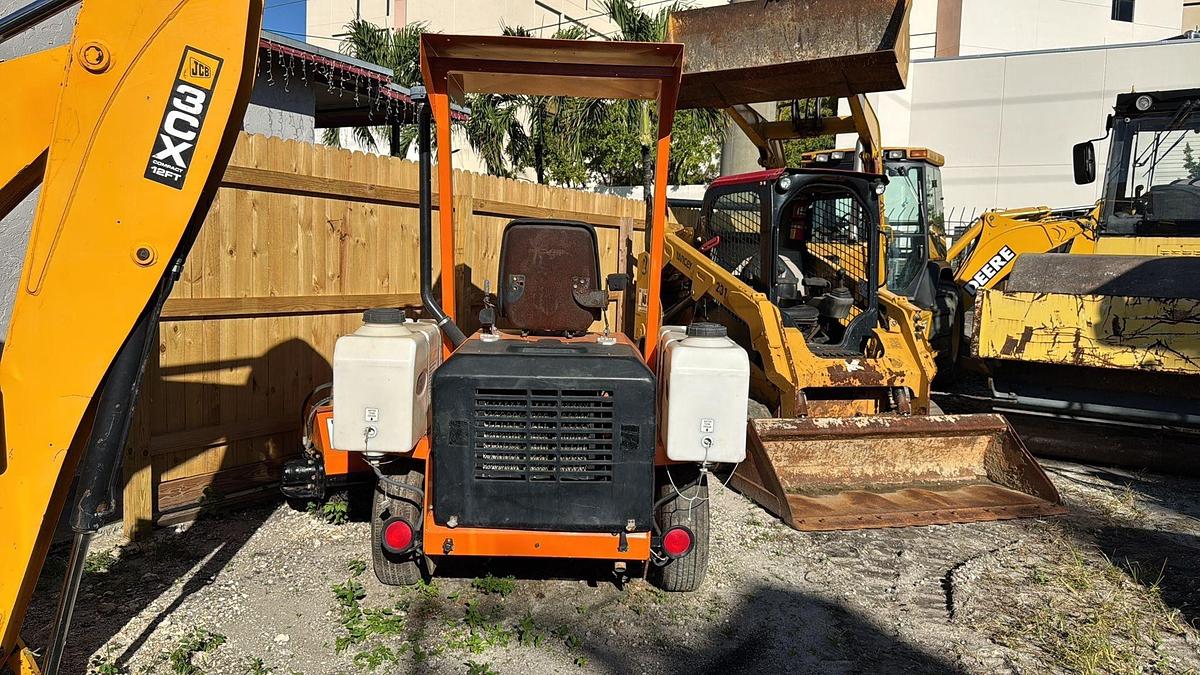 Used 2018 LAYMOR SM300