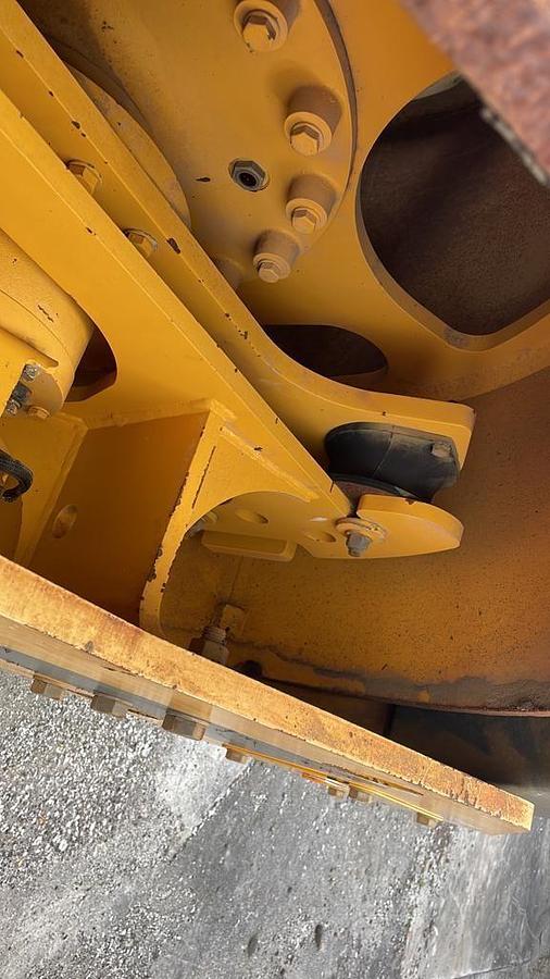 Used 2014 VOLVO DD110B