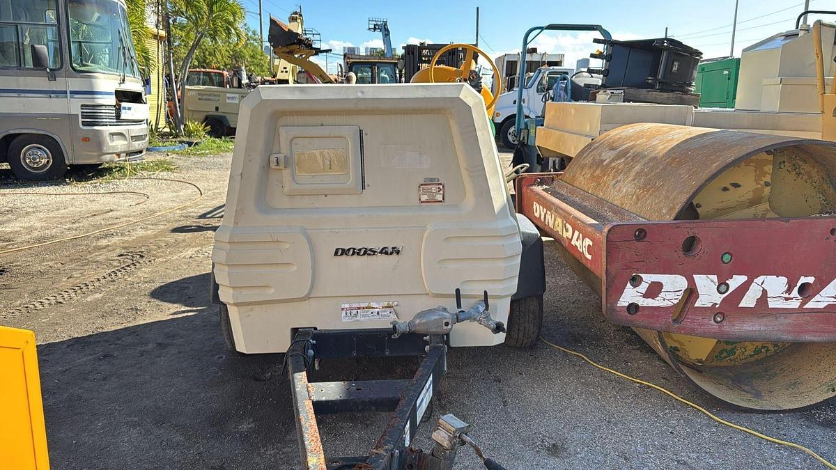 Used 2014 DOOSAN 185 CFM