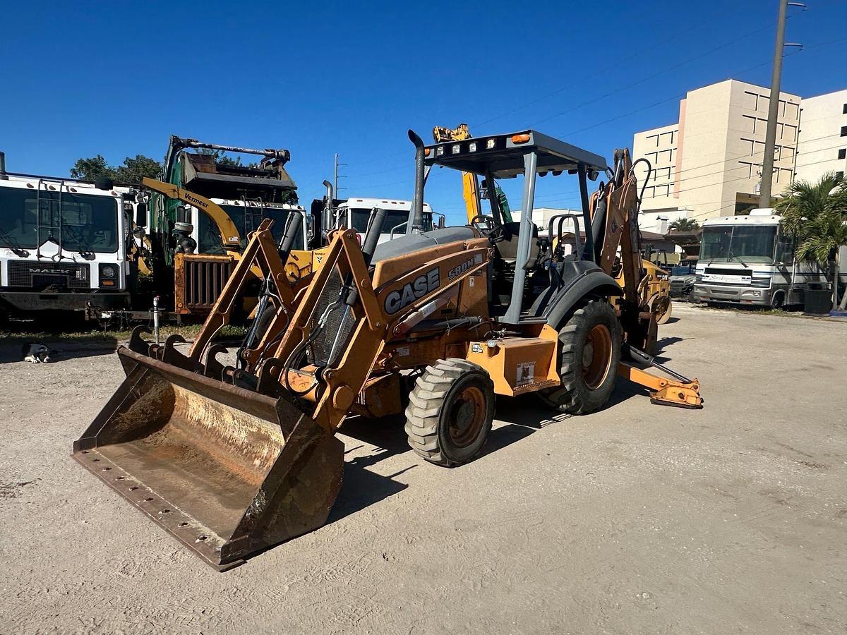 Used 2016 CASE 580N EP