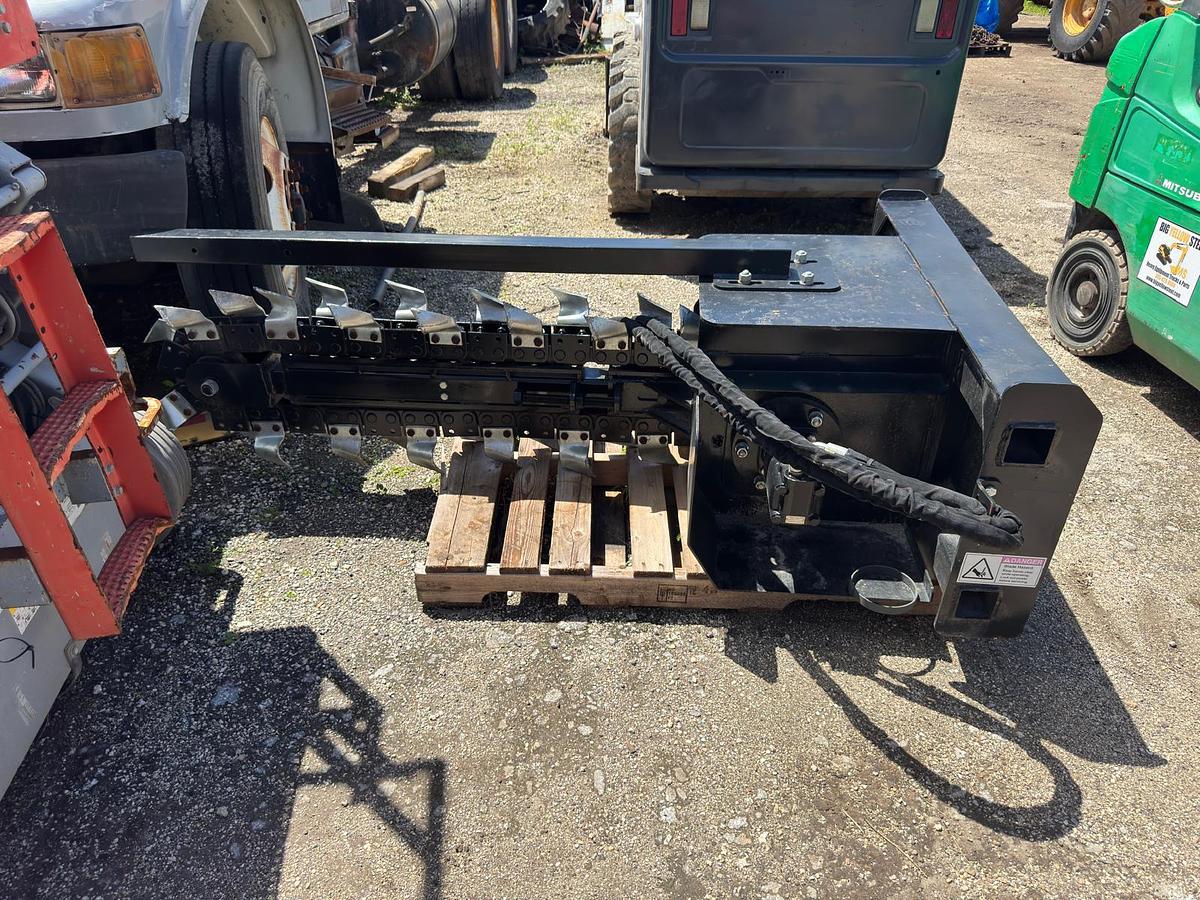 SKID STEER TRENCHER ATTACHMENT 