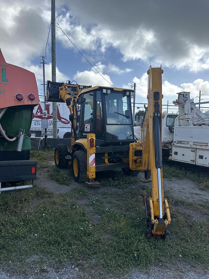 Used 2017 JCB 3CX COMPACT