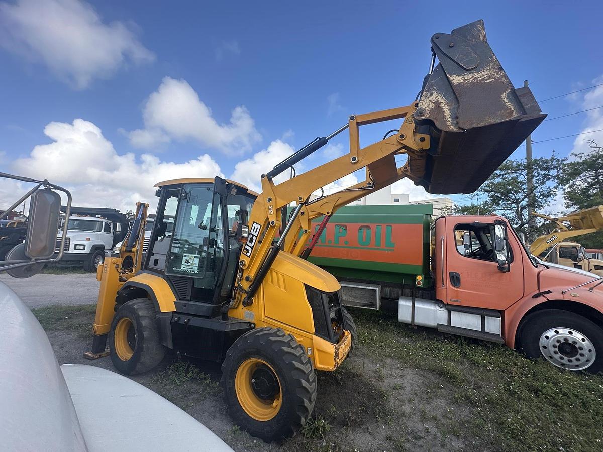 Used 2017 JCB 3CX COMPACT