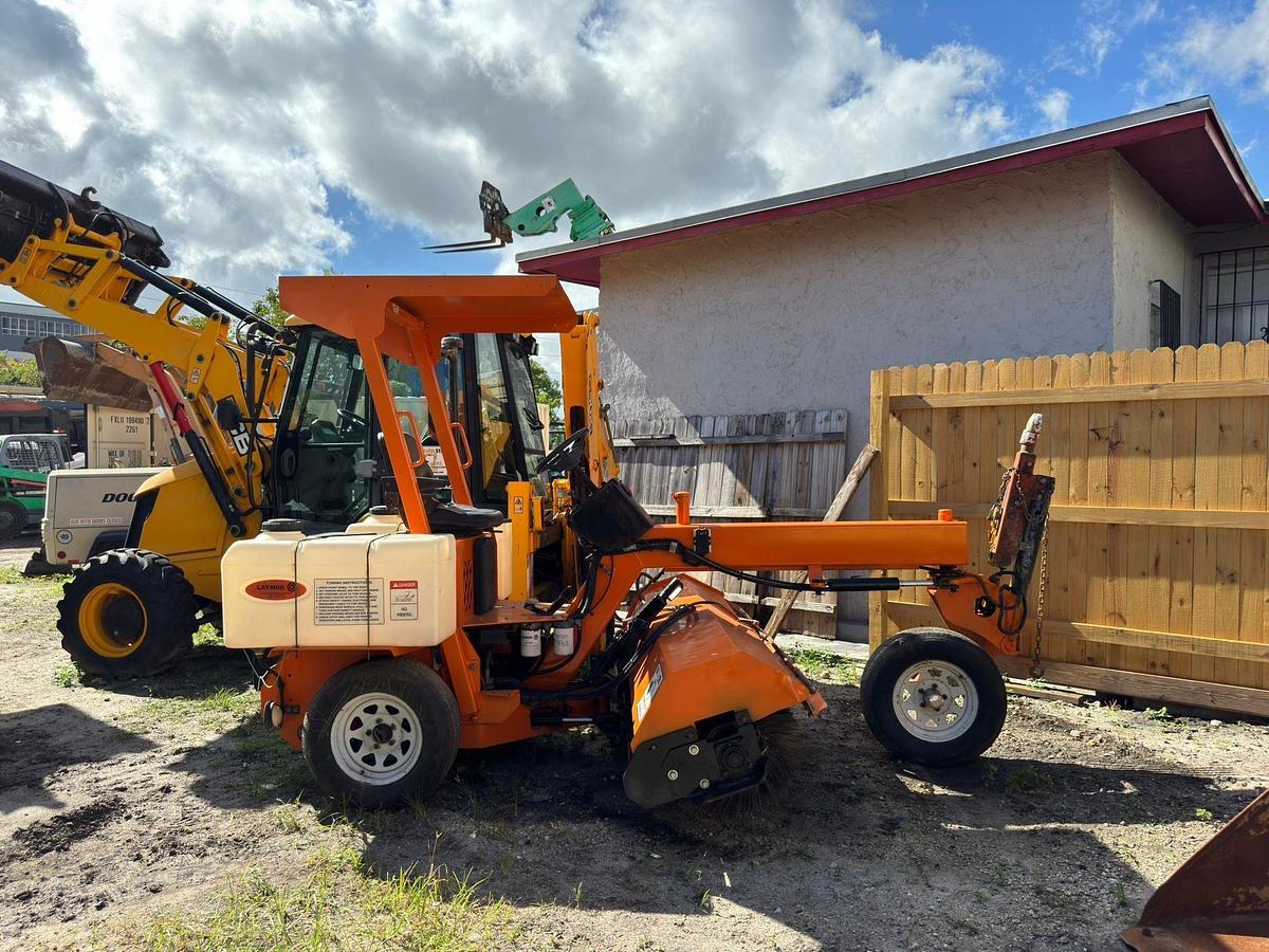 Used 2018 LAYMOR SM300