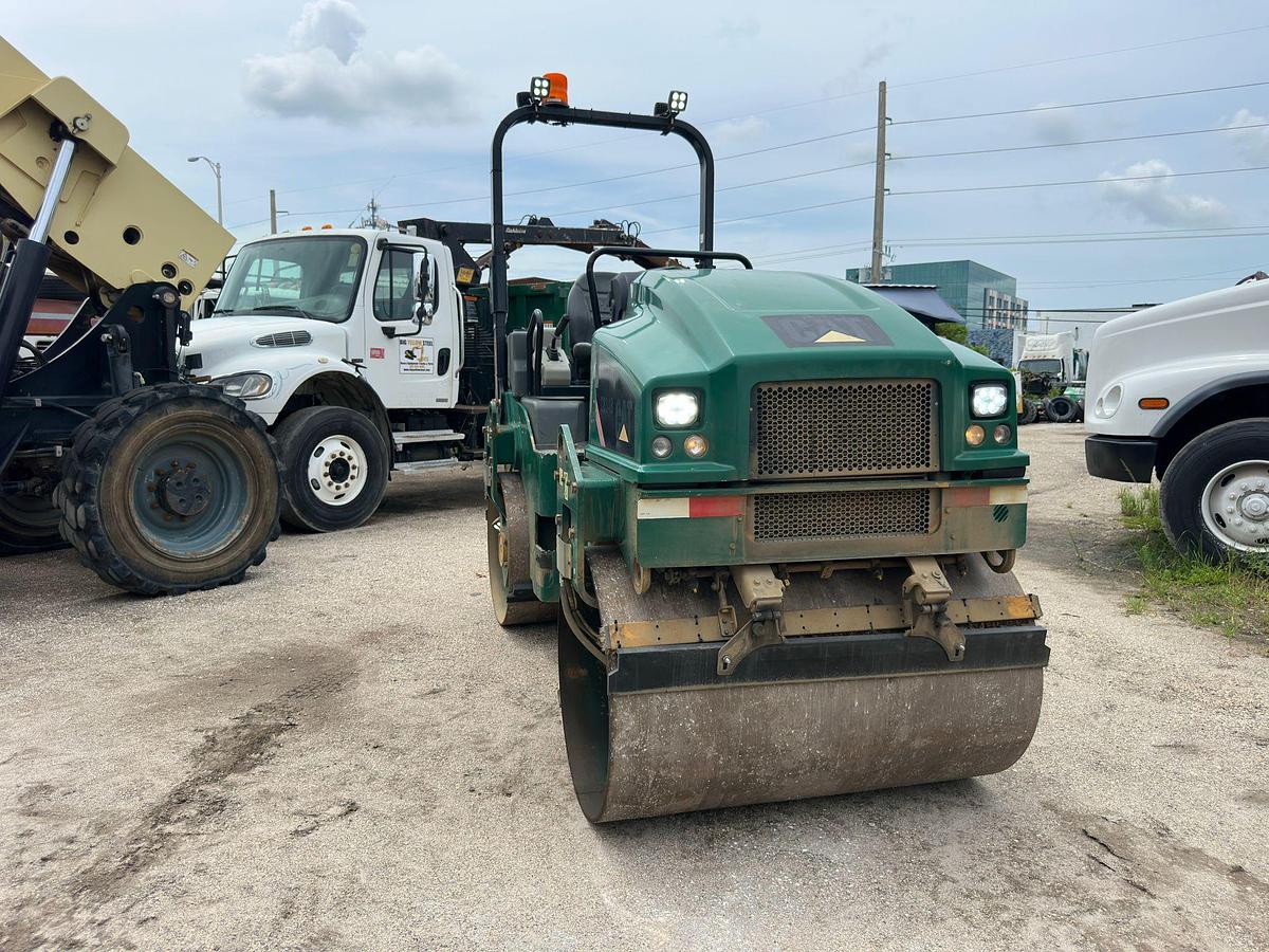 Used 2017 CATERPILLAR CB34B