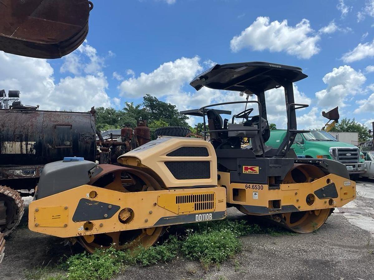 Used 2014 VOLVO DD110B