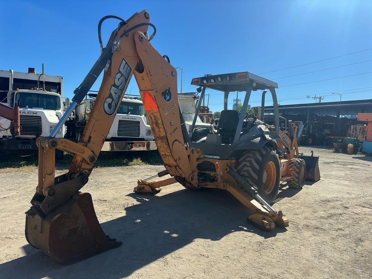 Used 2016 CASE 580N EP