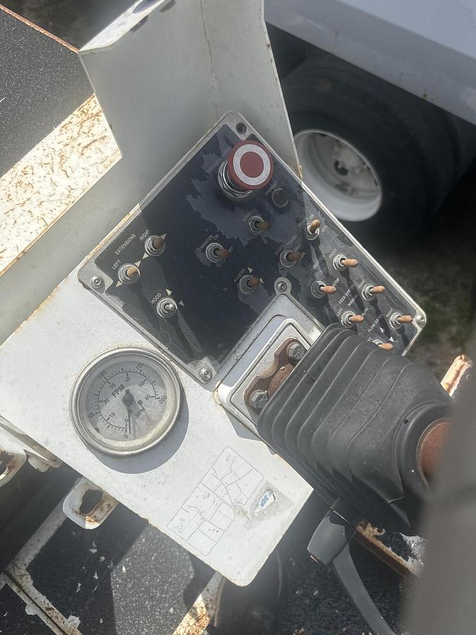 Used 2012 ROADTEC RP150-190