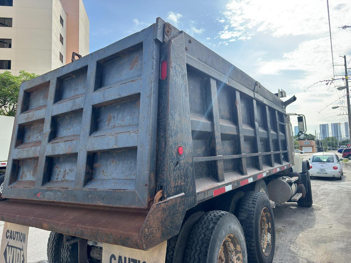 Used 2004 MACK CV713 GRANITE DUMP TRUCKS