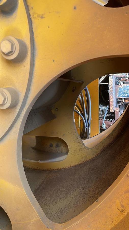 Used 2014 VOLVO DD110B