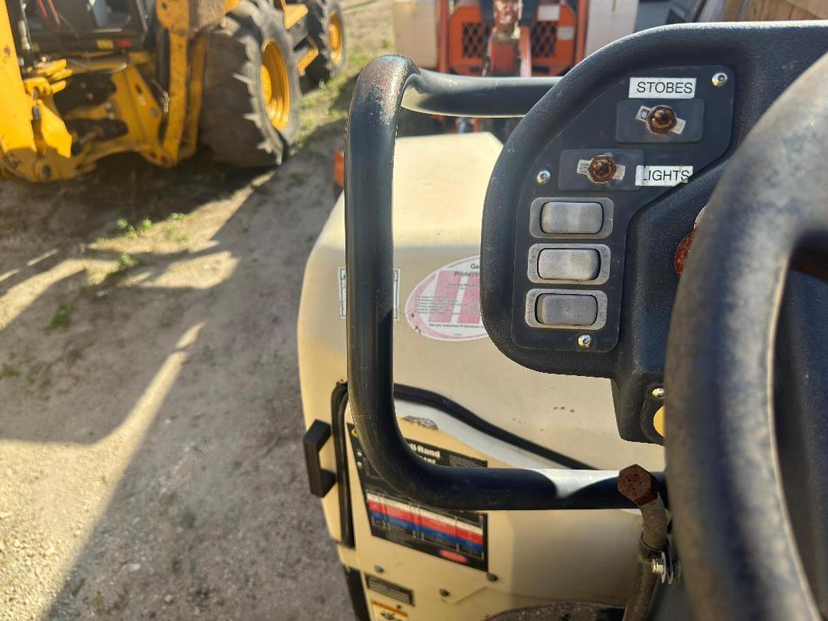 Used 2004 INGERSOLL-RAND DD28-HF ROLLER 