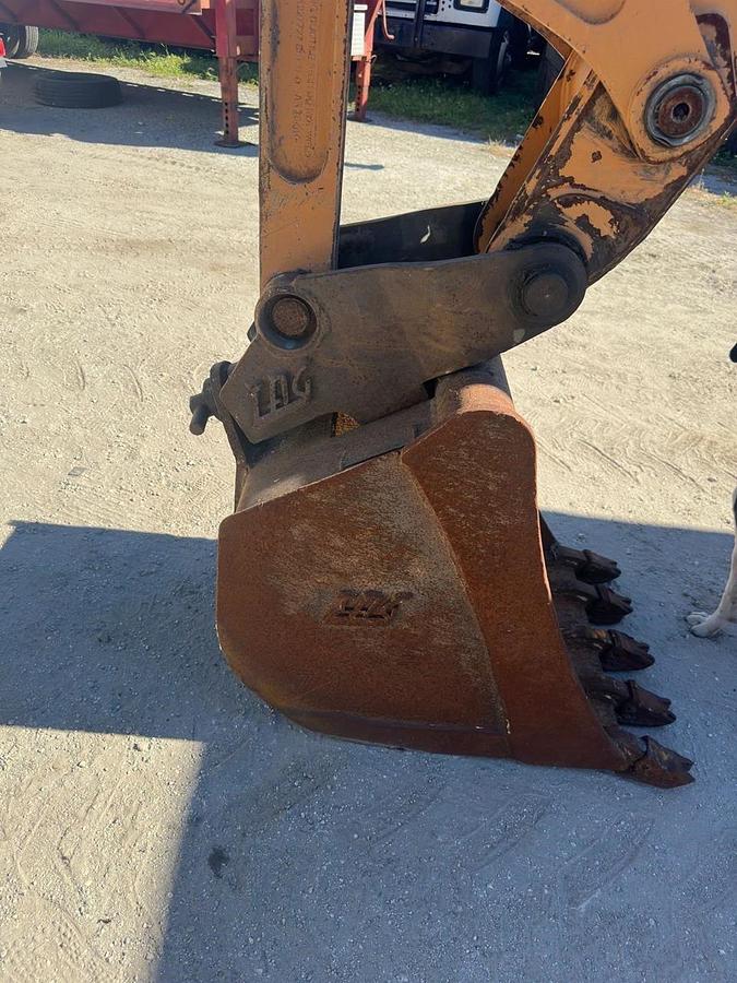 Used 2016 CASE 580N EP