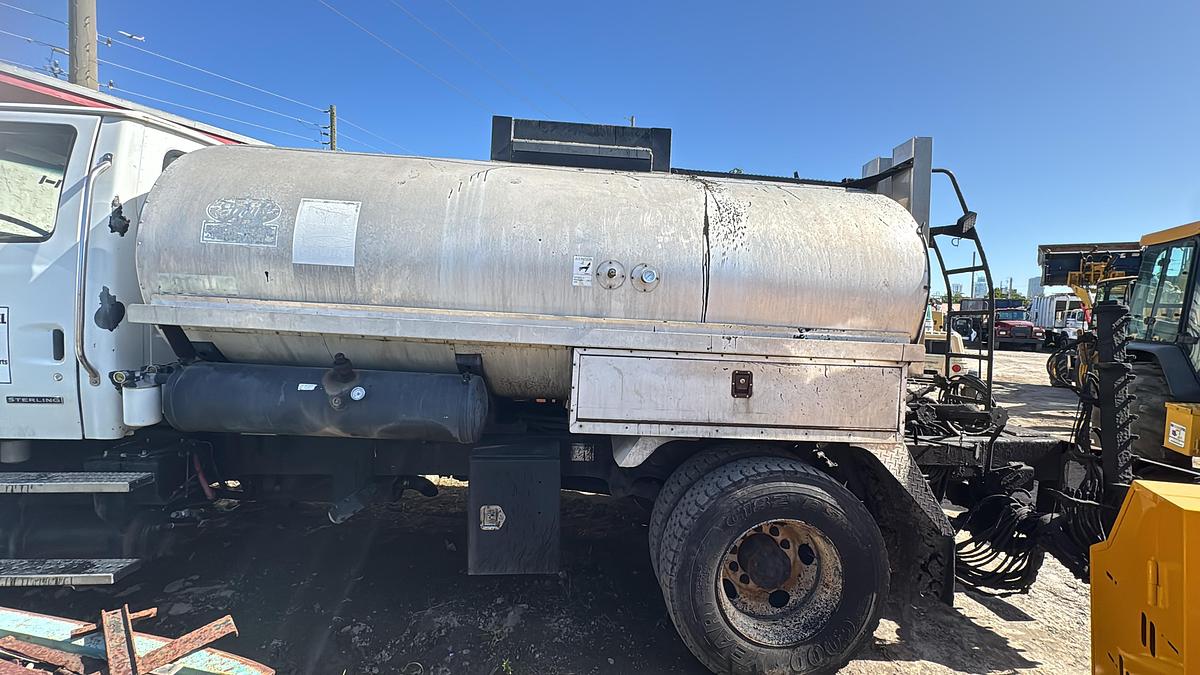 Used 2007 ETNYRE BLACK TOPPER ASPHALT TRUCK STERLING DIESEL