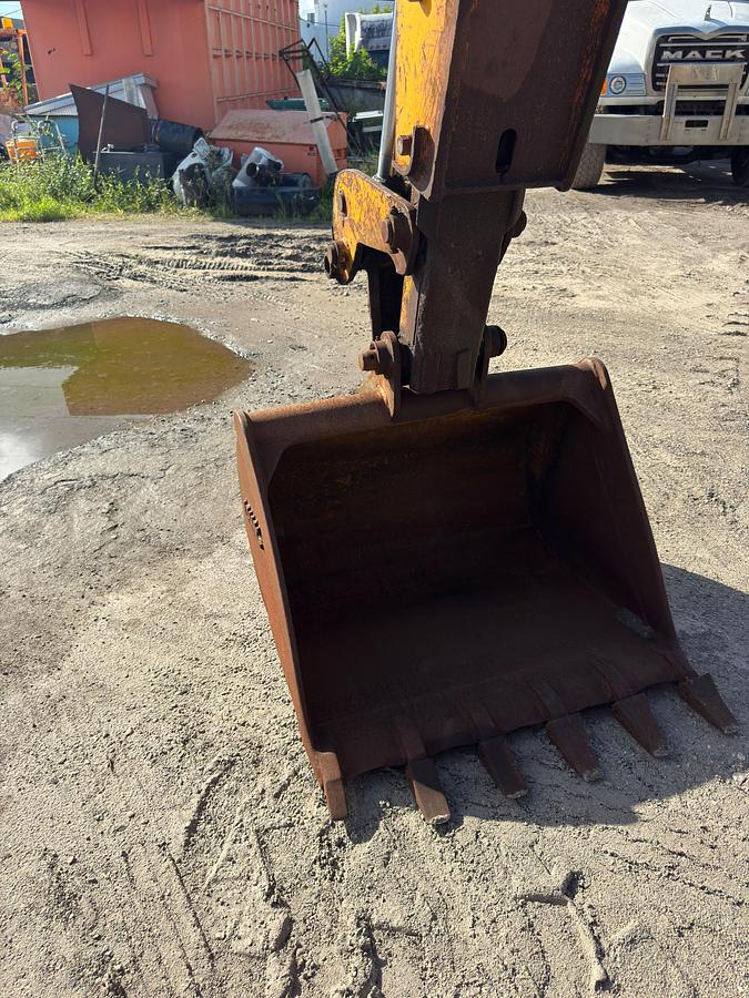 Used JCB 215 SERIES 3 