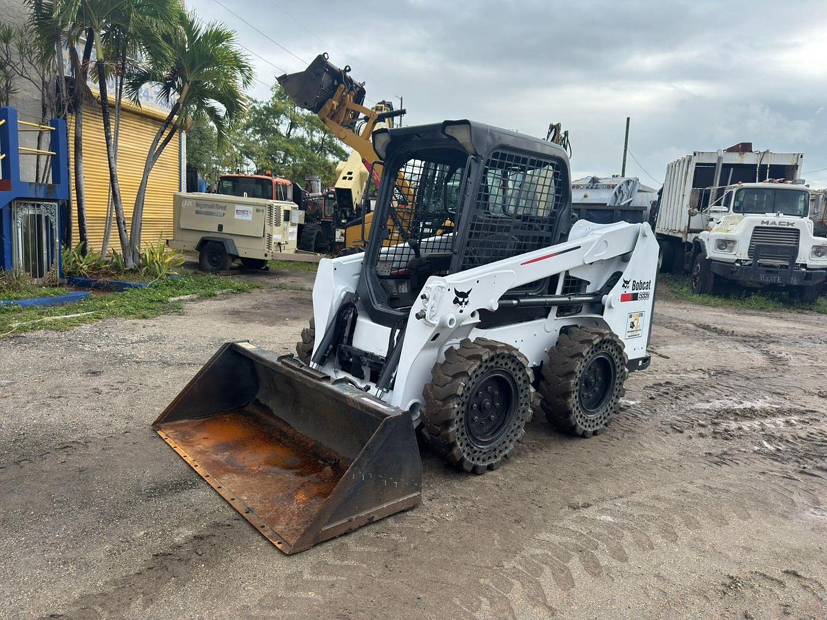 Used 2018 BOBCAT S550