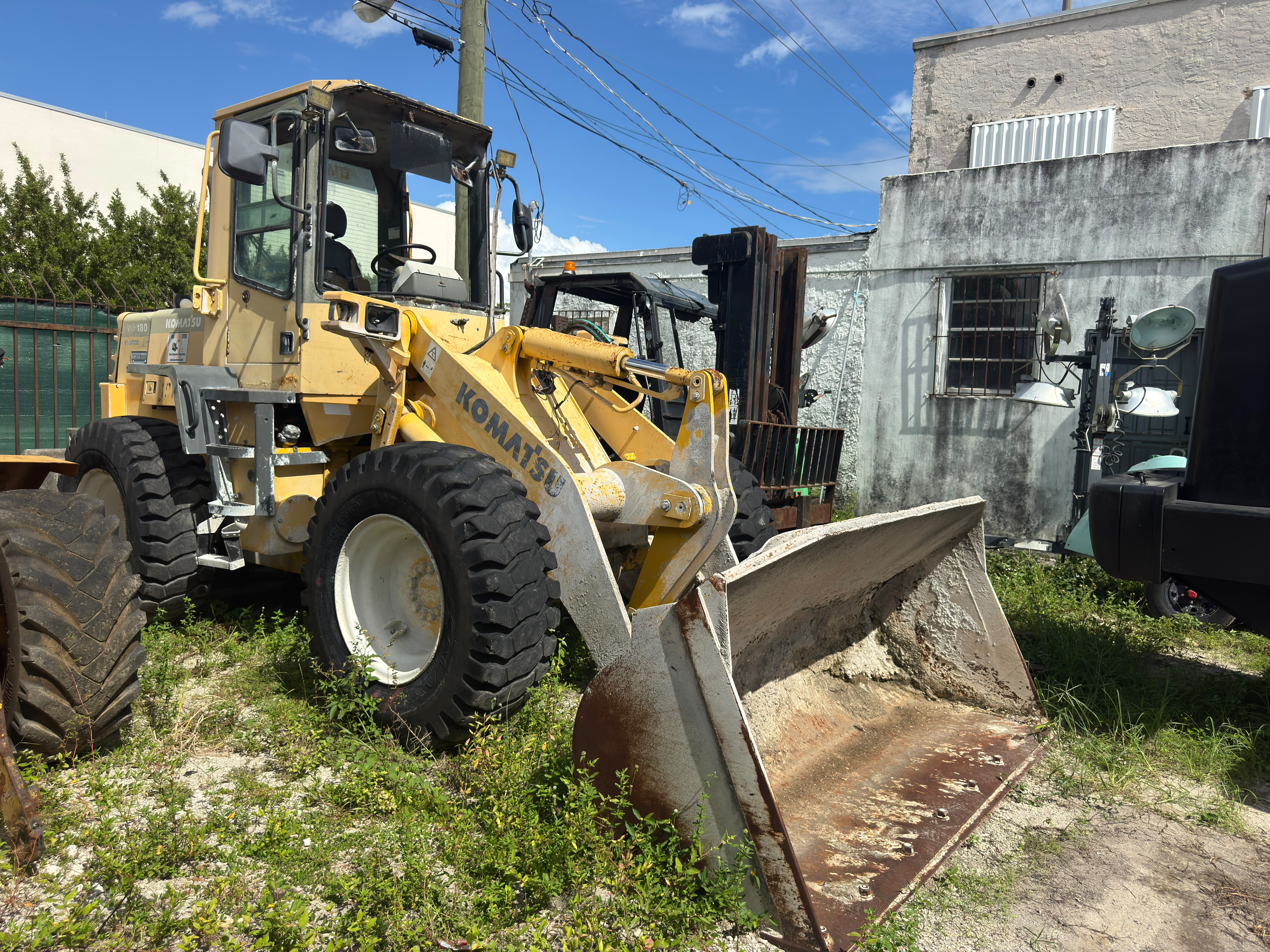 Used 2004 KOMATSU WA180 3MC LOADER