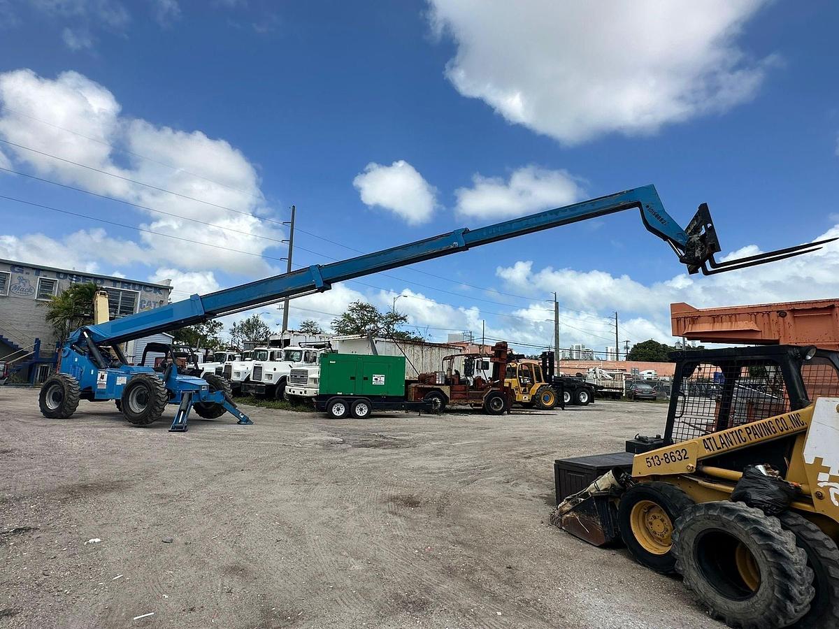 Used 2014 GENIE GTH1056