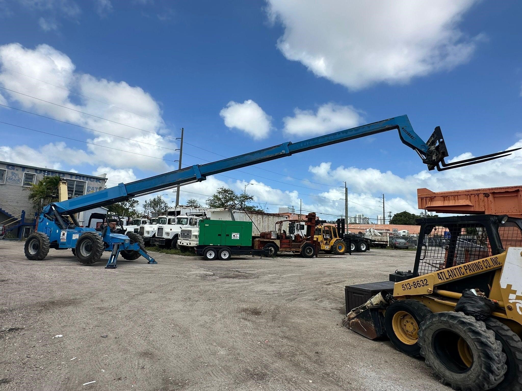 2014 Genie GTH1056