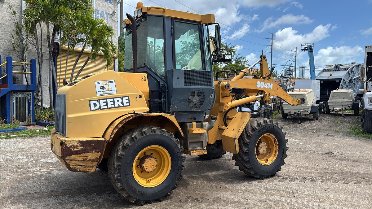 Used 2004 JOHM DEERE 304H WHEEL LOADER 