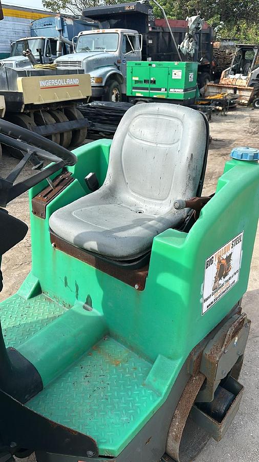 Used 2014 WACKER NEUSON RD12A ROLLER