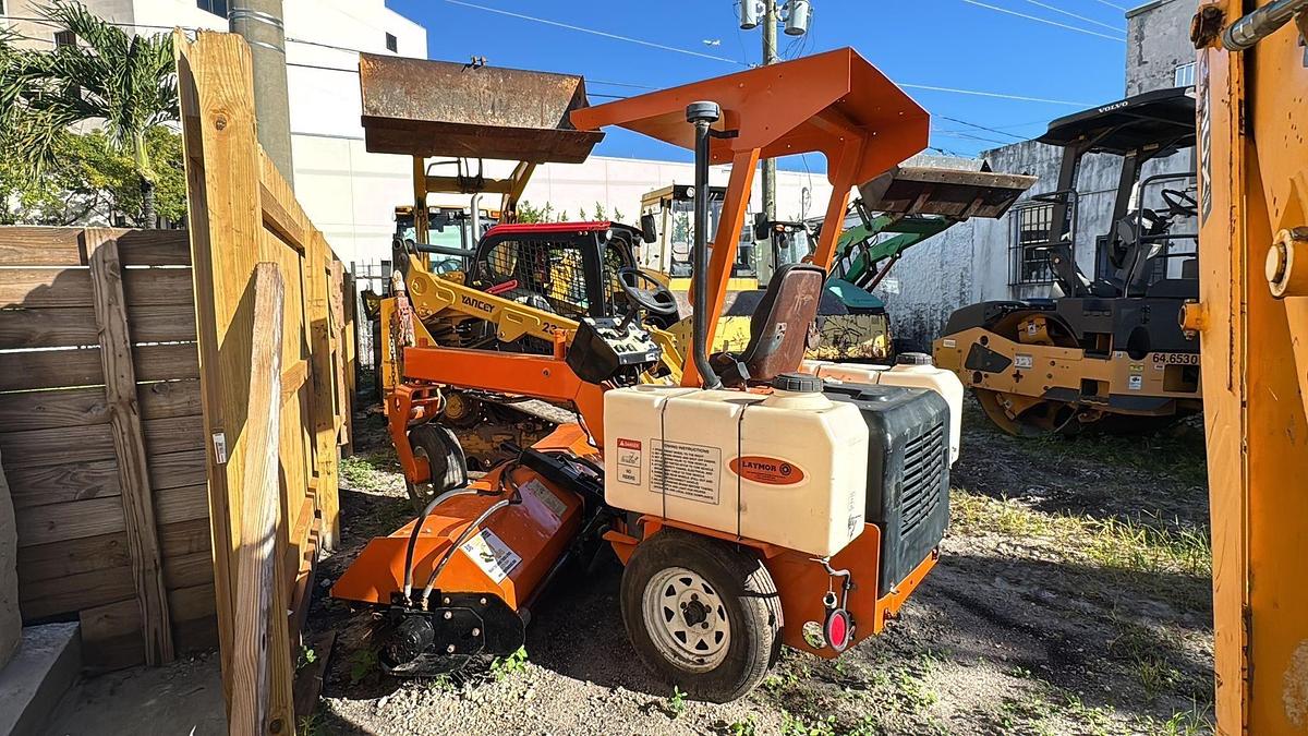 Used 2018 LAYMOR SM300