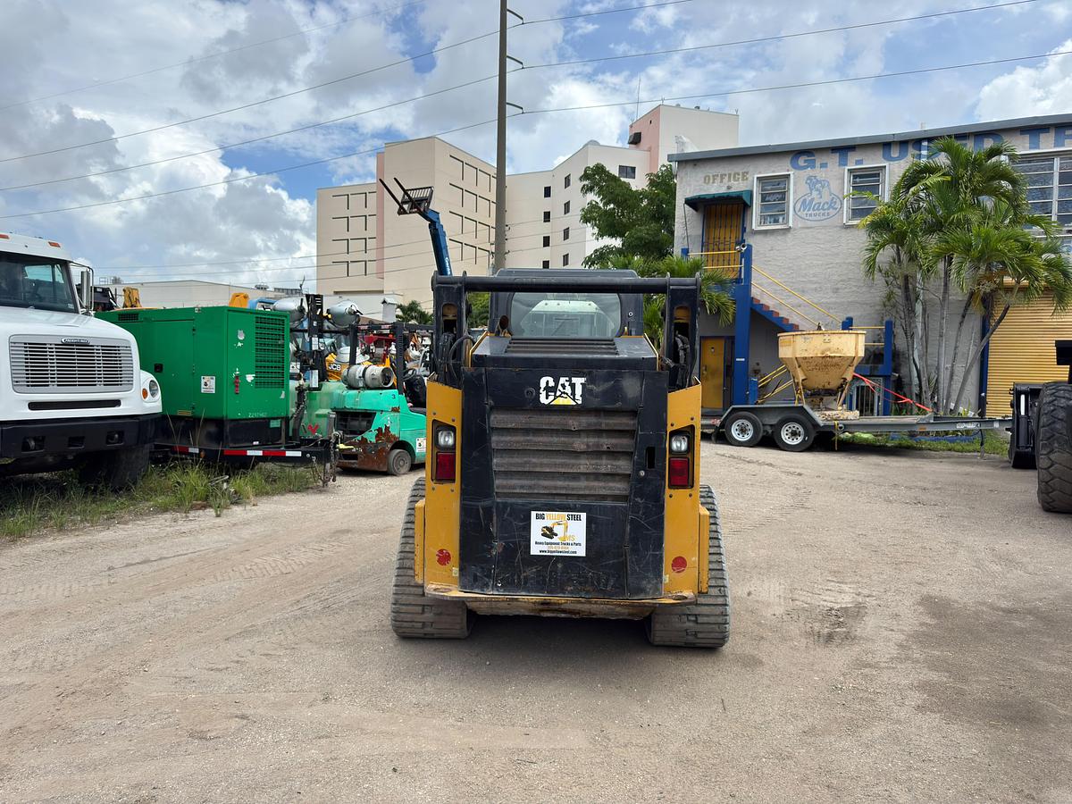 Used 2017 CATERPILLAR 259D TRACK STEER