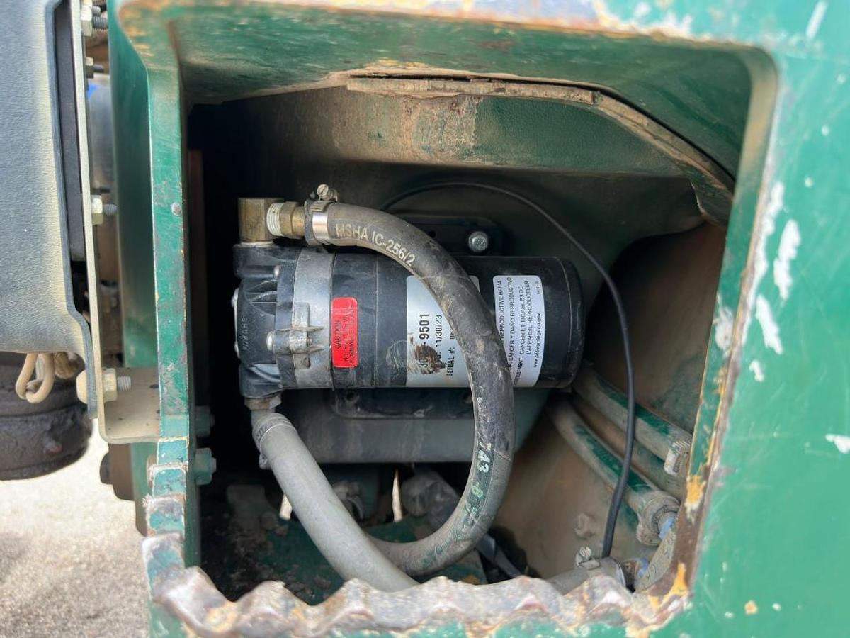 Used 2017 CATERPILLAR CB34B