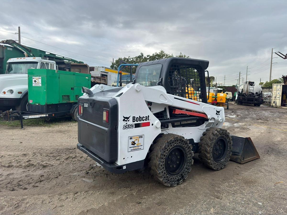 Used 2018 BOBCAT S550