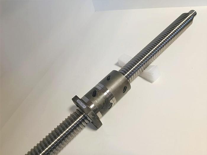 Geschliffener Präzisions Kugelgewindetrieb, Ex-Cello, D63x10/8, 1278 mm Eisenmann, neu