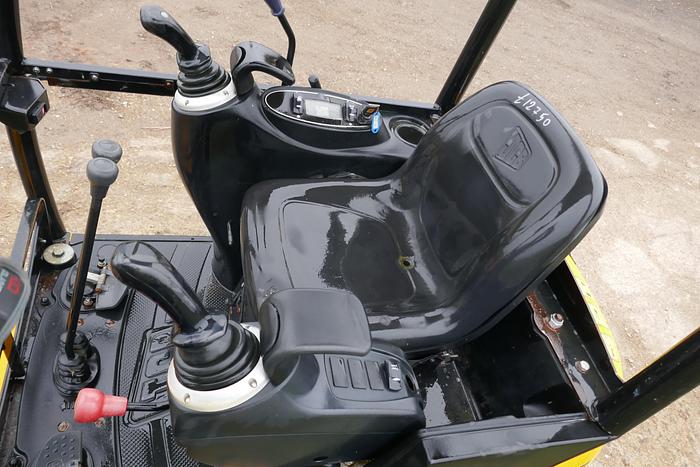 Used 2015 JCB 8018 CTS