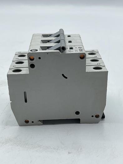 Used AB ALLEN BRADLEY 1492-SP3C320